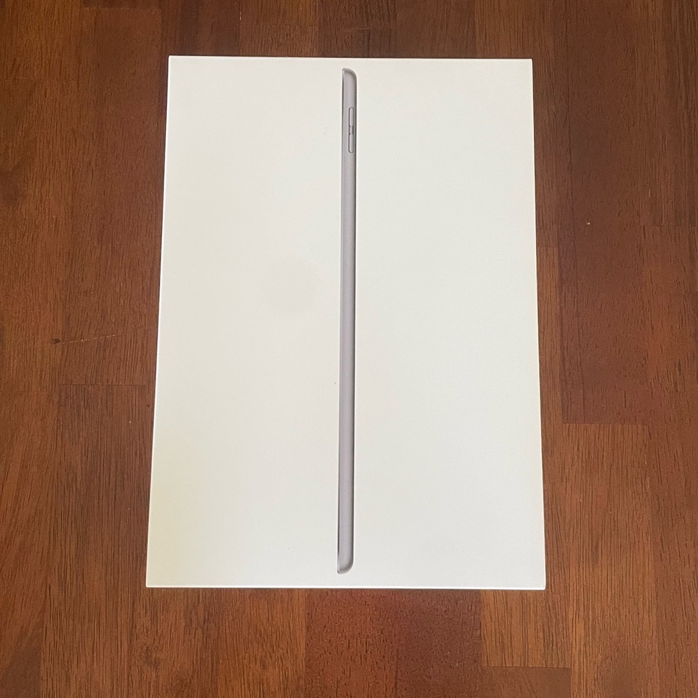 Apple iPad (9th Generation) Empty Box